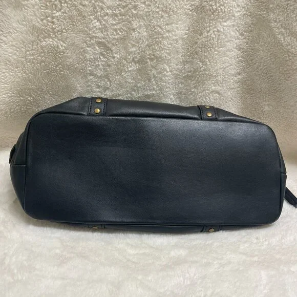 Kennth Cole Reaction Chic Edgy Black Leather bag/Studs & Chain Bronze Accents - Picture 4 of 9